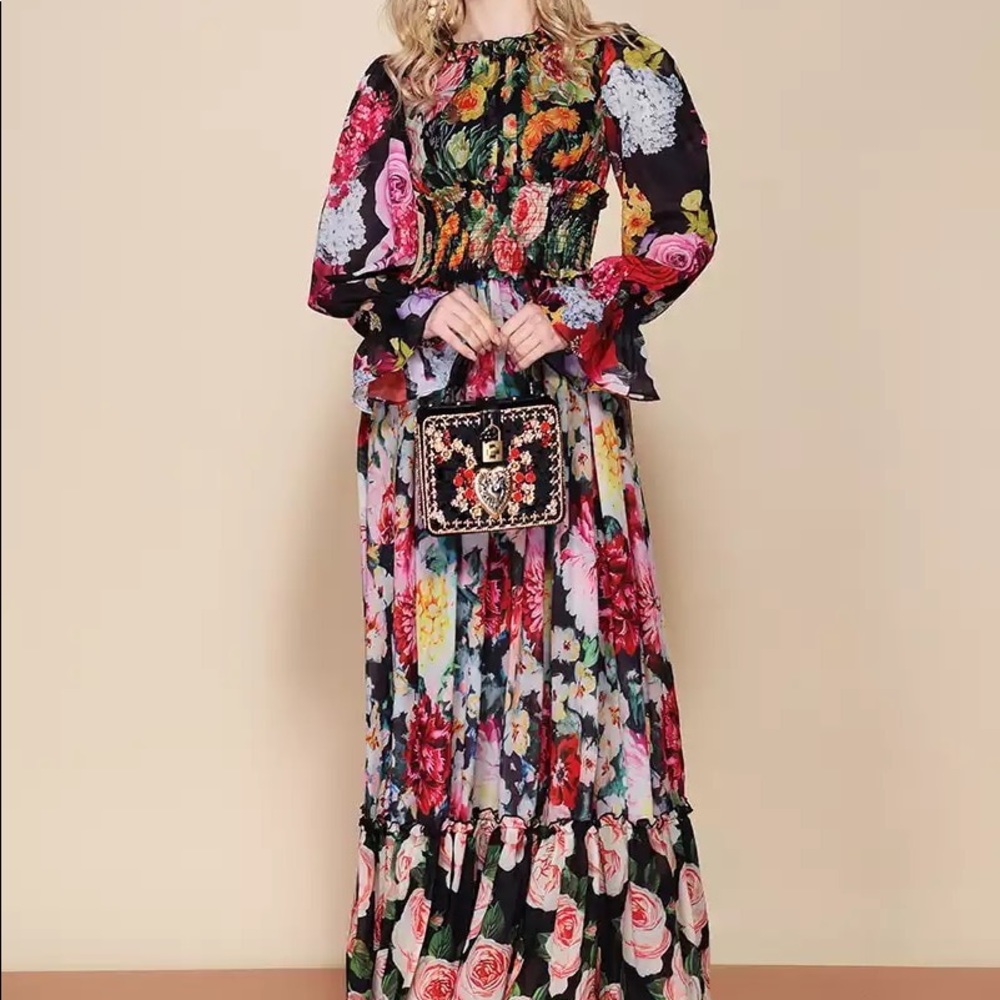 Dress - Picture 2 of 7